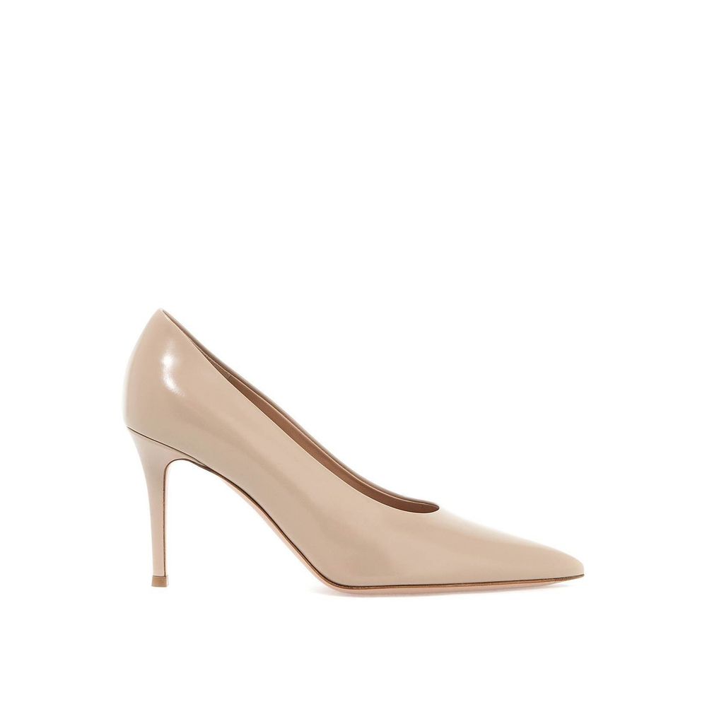 Gianvito Rossi Robbie Leather Pumps